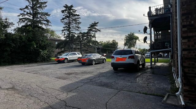 1355 Abbott Drive 3, Elgin, IL 60123