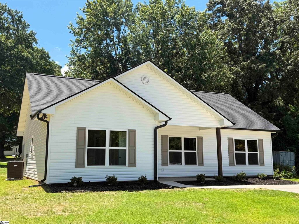 147 Stevenson Drive, Belton, SC 29627