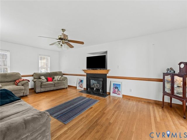 7766 Nathan Ln, North Chesterfield, VA 23235