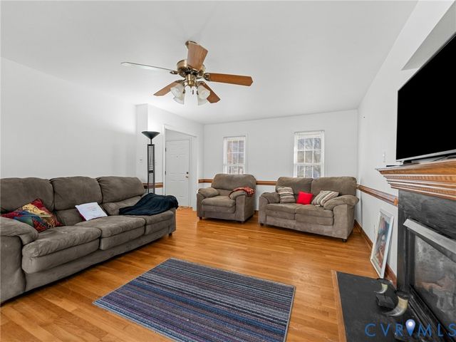7766 Nathan Ln, North Chesterfield, VA 23235