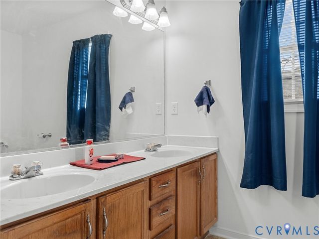 7766 Nathan Ln, North Chesterfield, VA 23235