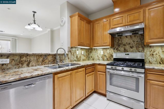 3240 Maguire Way 127, Dublin, CA 94568