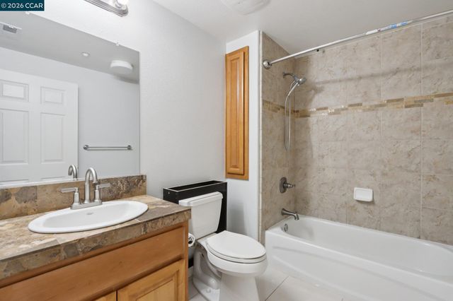 3240 Maguire Way 127, Dublin, CA 94568