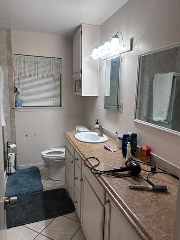 3200 WESLEY, Fort Worth, TX 76111