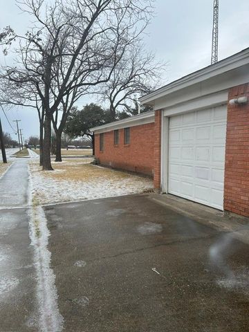 3200 WESLEY, Fort Worth, TX 76111