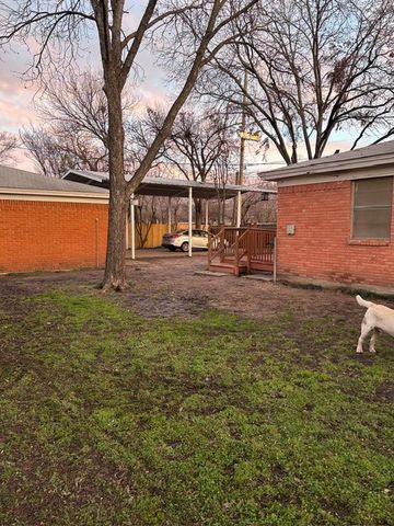 3200 WESLEY, Fort Worth, TX 76111