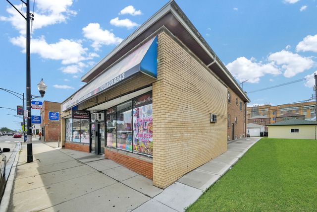 5550 S PULASKI Road, Chicago, IL 60629