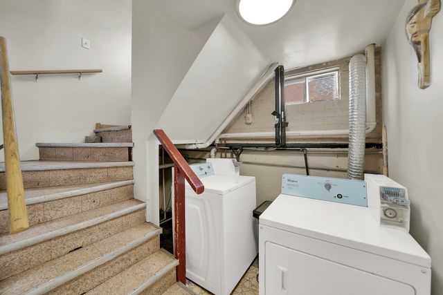5550 S PULASKI Road, Chicago, IL 60629