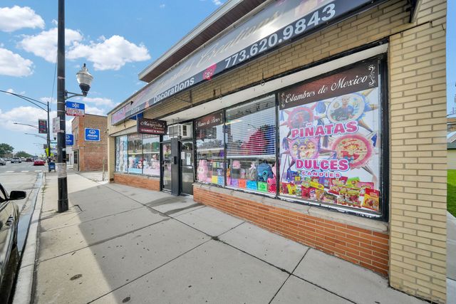 5550 S PULASKI Road, Chicago, IL 60629