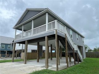 213 Las Palmas Dr, Corpus Christi, TX 78418