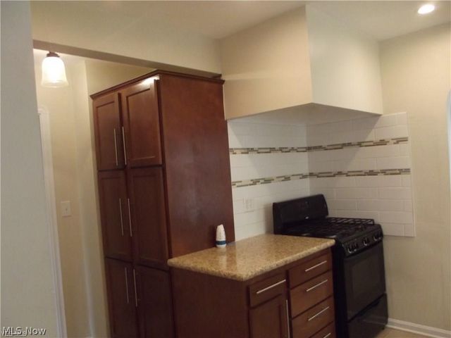 3878 Silsby Road, University Heights, OH 44118