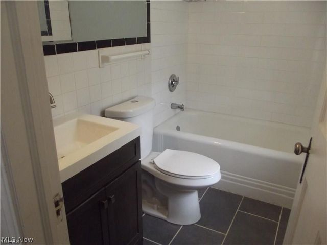 3878 Silsby Road, University Heights, OH 44118