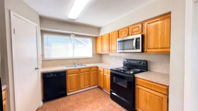 10810 Kirkbend Drive, Houston, TX 77089