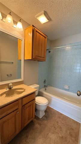 10810 Kirkbend Drive, Houston, TX 77089