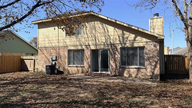 10810 Kirkbend Drive, Houston, TX 77089