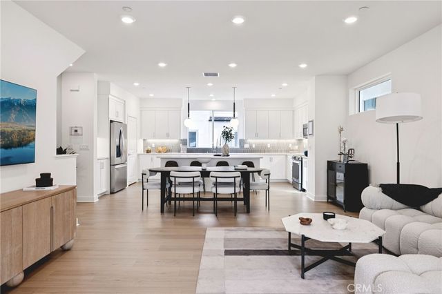 1692 Constellation Drive, San Pedro, CA 90732