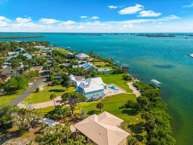 1600 NEW POINT COMFORT ROAD, Englewood, FL 34223