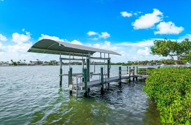 1600 NEW POINT COMFORT ROAD, Englewood, FL 34223