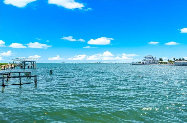 1600 NEW POINT COMFORT ROAD, Englewood, FL 34223
