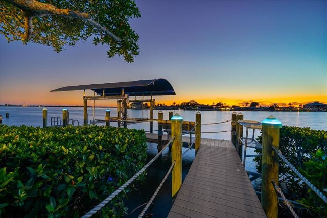 1600 NEW POINT COMFORT ROAD, Englewood, FL 34223