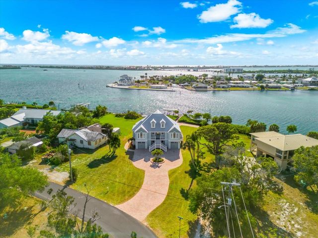 1600 NEW POINT COMFORT ROAD, Englewood, FL 34223