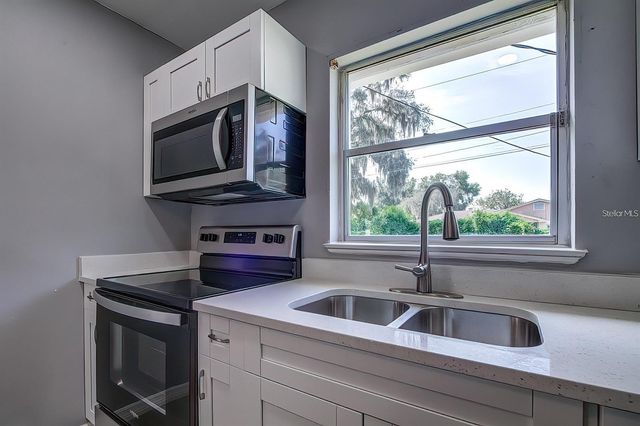 2107 MONTICELLO AVENUE, Lakeland, FL 33801