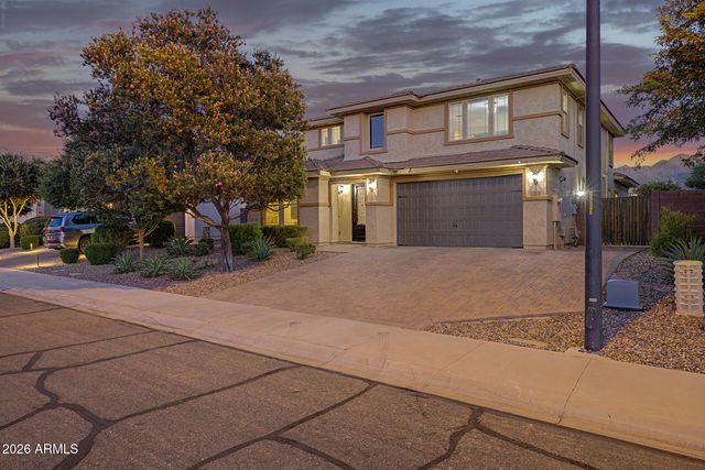 2707 E DANIEL Drive, Gilbert, AZ 85298