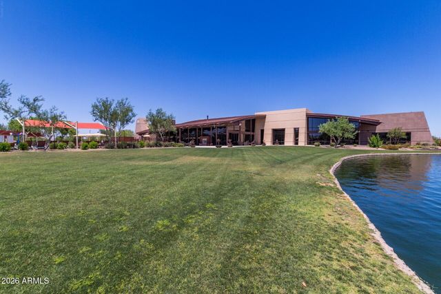 2707 E DANIEL Drive, Gilbert, AZ 85298