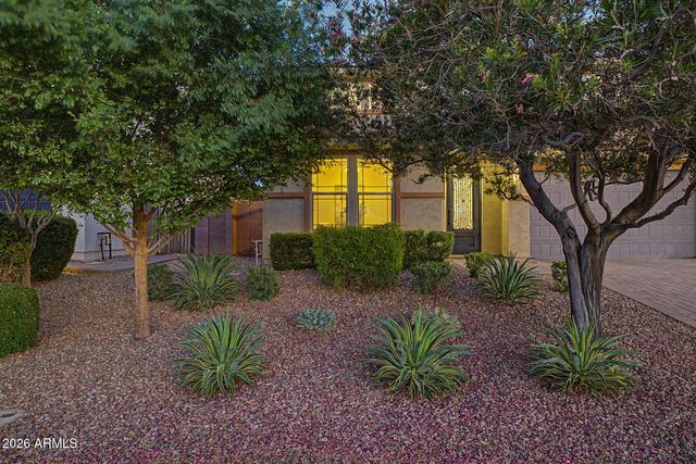2707 E DANIEL Drive, Gilbert, AZ 85298