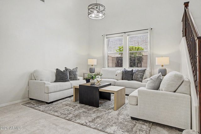 2707 E DANIEL Drive, Gilbert, AZ 85298