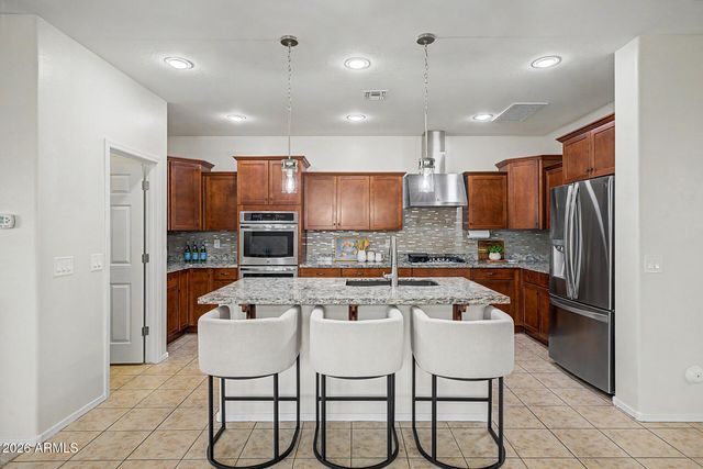 2707 E DANIEL Drive, Gilbert, AZ 85298