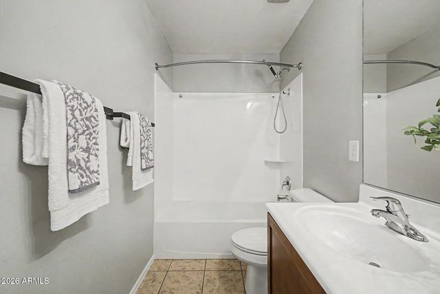 2707 E DANIEL Drive, Gilbert, AZ 85298