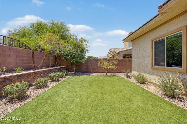 2707 E DANIEL Drive, Gilbert, AZ 85298