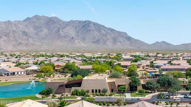 2707 E DANIEL Drive, Gilbert, AZ 85298