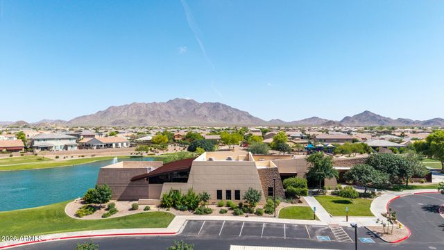 2707 E DANIEL Drive, Gilbert, AZ 85298