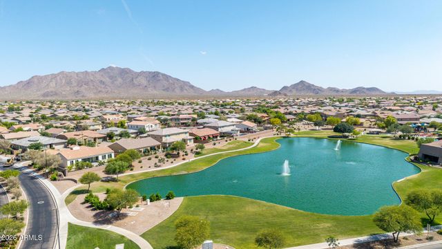 2707 E DANIEL Drive, Gilbert, AZ 85298