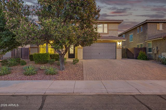 2707 E DANIEL Drive, Gilbert, AZ 85298