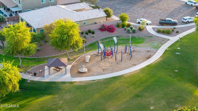 2707 E DANIEL Drive, Gilbert, AZ 85298