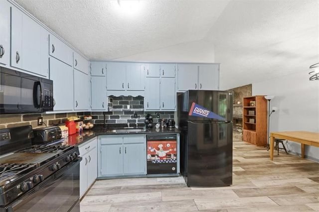 3055 Malvern Drive, Snellville, GA 30039