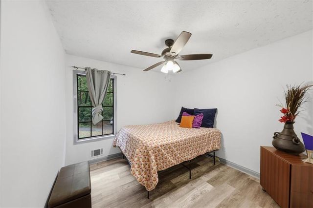 3055 Malvern Drive, Snellville, GA 30039
