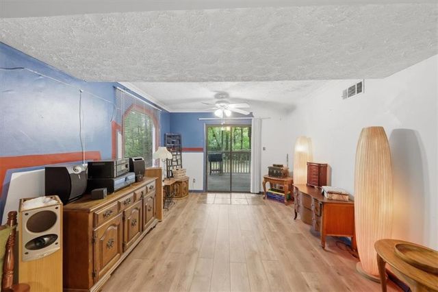 3055 Malvern Drive, Snellville, GA 30039