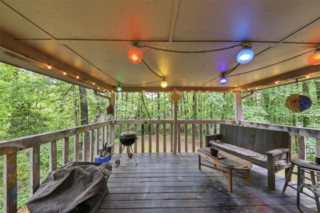 3055 Malvern Drive, Snellville, GA 30039