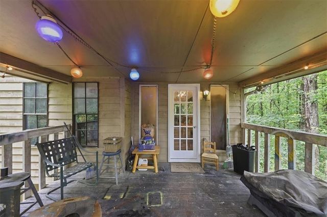 3055 Malvern Drive, Snellville, GA 30039