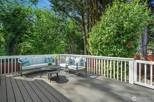 7214 NE 155th Street, Kenmore, WA 98028
