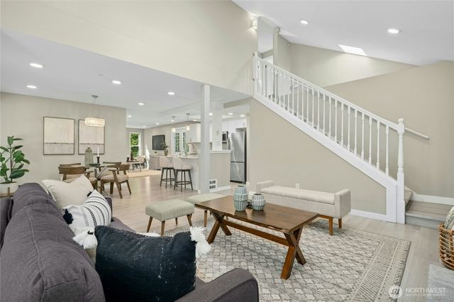 7214 NE 155th Street, Kenmore, WA 98028