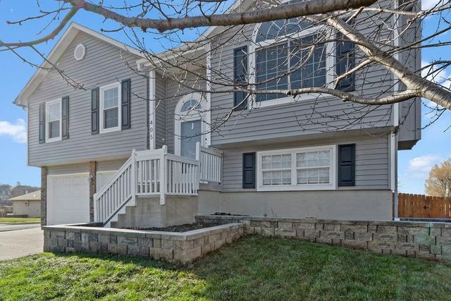 405 Sunny Lane, Raymore, MO 64083