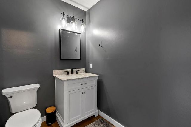 405 Sunny Lane, Raymore, MO 64083