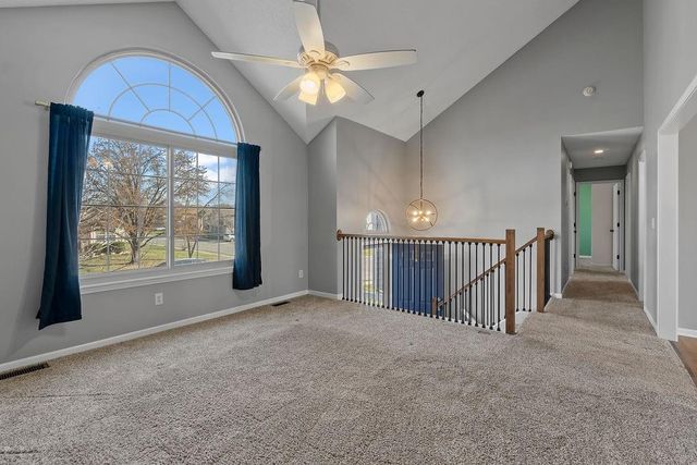 405 Sunny Lane, Raymore, MO 64083