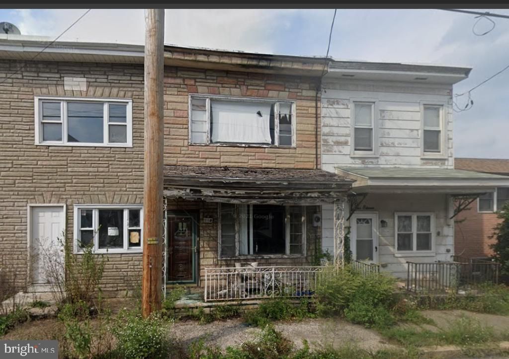 209 E LLOYD ST, Shenandoah, PA 17976