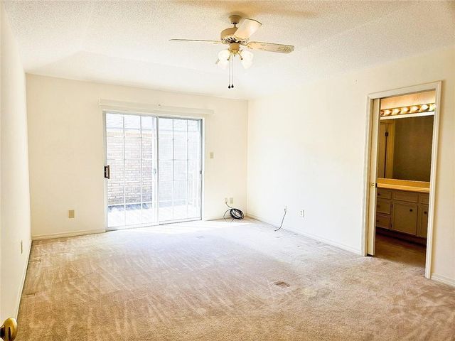 22 Stonebridge Court, Mobile, AL 36608